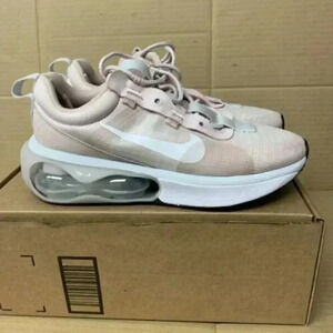 K1574. Nike Air Max 221 Running Trainers Da1923 Barley/Rose/White-US 9.5 Womens